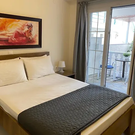 Hotel Korali 2*