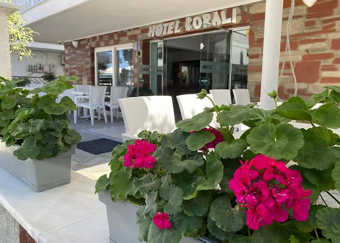 Korali מלון Paralía